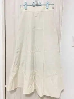 フレアスカート　Mサイズ　gu