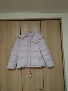 GU ピンク色フード付きダウンジャケット