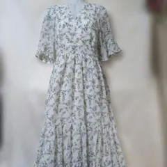 Q.S.Y.R 花柄 Vネック ロングシフォンワンピース最終価格