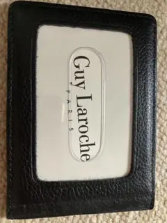 Guy Laroche ブラックレザー カードケース　ギラロッシュ