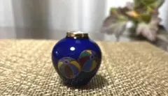 有田焼　瑠璃ブルー　小さな花瓶　一輪挿し　ミニ花瓶　紙風船