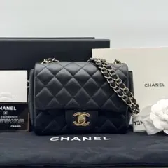 極美品✨シャネル ショルダーバッグ ミニマトラッセ ラムスキン ターンロックのサムネイル