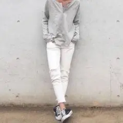 ungrid ホワイトフレイドへムストスリ　定価14000円