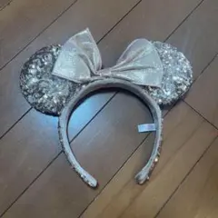 ディズニー 光沢リボン スパンコール ミニーマウス カチューシャ ピンクゴールド