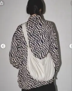 ❣️お買い得❣️TODAYFULGather Shoulder Bagエクリュのサムネイル