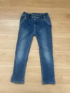 Item thumbnail for item 35938a7c-3f19-45e8-b63e-48e8e9084b7f