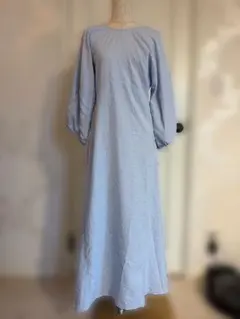 Zara 水色バックオープン長袖ワンピース