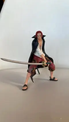 ワンピースフィギュア　シャンクス