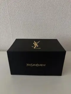 Yves Saint Laurent ギフトボックス 黒