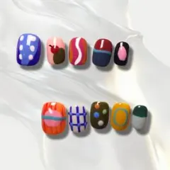 【PALETTE】オリジナルデザイン　カラフルアートネイルチップ10個セット