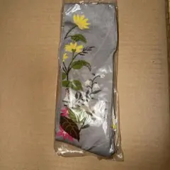 ANTIPAST 花柄　アリス　ソックスのサムネイル