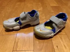 상태좋음 人気NIKE WMNS AIR RIFTシルバー ブルー オレンジ23cm
