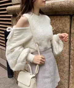 NICE CLAUPオフショルリボンニット　シャギー