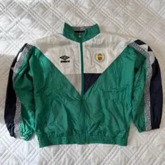 大きめ　90s UMBRO　ナイロンジャケット　刺繍　ロゴ　緑　Y2Kテック