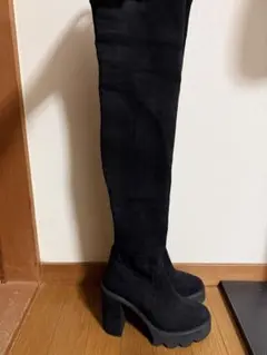 Item thumbnail for item adc7d6cc-e359-4e5a-acd8-85f8c4f7e254