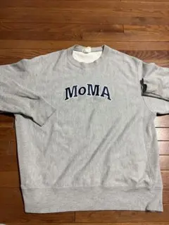 momaトレーナー