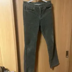UNIQLO カーキ コーデュロイ スリムフィットパンツ