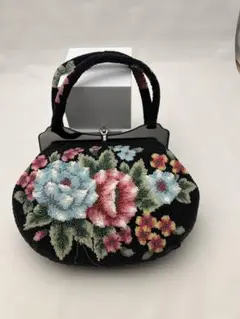 ビーズバッグ 花柄 和装バッグ ハンドバッグ がま口 手刺繍 - メルカリ