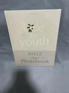 ATEEZ 1st Photobook Ode to youthのサムネイル