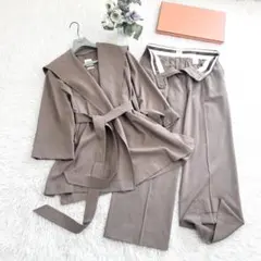 新品同様★HERMES★上質ウール★ベルト付ライトコート★パンツスーツ