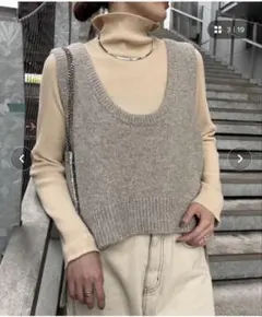 CIAOPANIC TYPY 深Uネックラメニットベスト