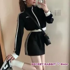 韓国♡キュッと ショート丈 ジャージ 　スウェット ミニスカート　セットアップ