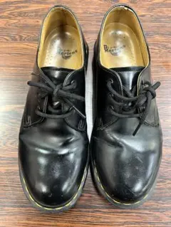 Dr. Martens ブラックレースアップシューズ