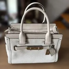 新品　美品　コーチ　ハンドバック　ベージュ