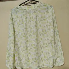ロペピクニック　花柄長袖ブラウス　38サイズのサムネイル