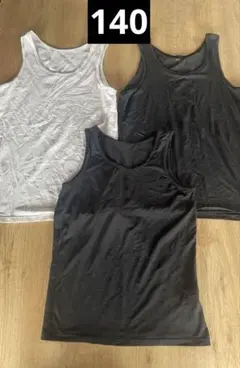 UNIQLO エアリズム タンクトップ 3枚セット　140センチ