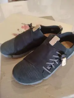 クラークス　 スニーカー　黒