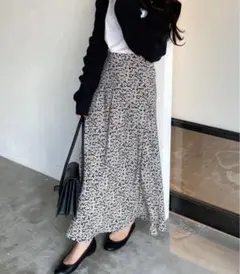 【美品】nairo フラワーフレアスカート Sサイズ