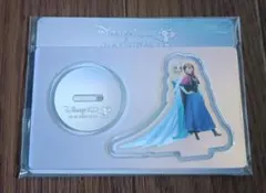 ち*中様 【新品】Disney100周年映画特典　アクリルスタンド アナとエルサ