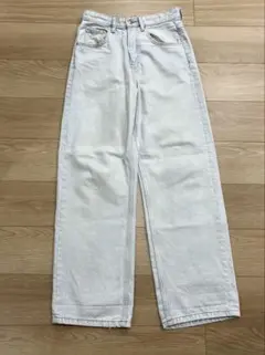 ZARA ウォッシュ加工　ライトブルー　ダメージ　デニム