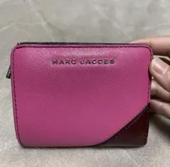 MARC JACOBS 二つ折り財布