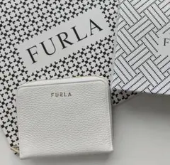 【新品】FURLA ホワイト 二つ折り財布