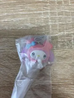 TWICE LOVELYS SANRIO マスコットチャーム モモ