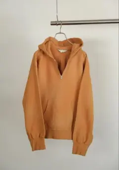 ANCELLM HALF ZIP HOODIE
