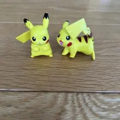 ポケットモンスター　モンコレ　ピカチュウ　バトルシーンモード　フィギュア　2体
