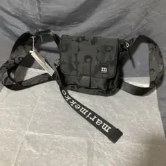 marimekko ブラック フラワーパターン ショルダーバッグ