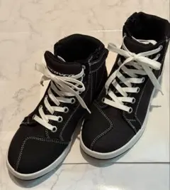 acOlaSia “LOT””SKULL”ハイカットスニーカー BLACK - メルカリ