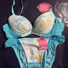 Item thumbnail for item bcc4ca5a-72f0-4907-947f-329a2c2a5e16