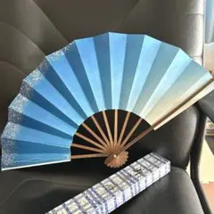 日本舞踊用 青のグラデーション ラメ 舞扇子 専用箱入り