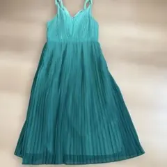 banana republic⭐️グリーンワンピース　size2のサムネイル