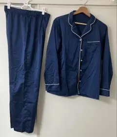 GU サテンパジャマ 長袖&ロングパンツ