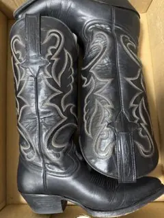 【藤原拓海さん専用】MONTANAモンタナウエスタンブーツ本革ブラック 刺繍箱付 藤原拓海さん専用】MONTANAモンタナウエスタンブーツ本革ブラック 刺繍