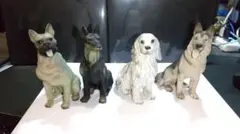 犬のフィギュア置物4匹セット/ 陶器製/犬の置物/美品