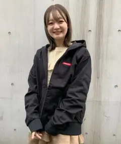 ミルクフェド ロゴ入りパーカーブルゾン ジャンパー ブラック S