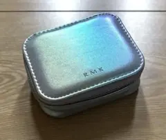 RMK ノベルティ　オーロラシルバー ポーチ ミラー付き　キーリングのサムネイル