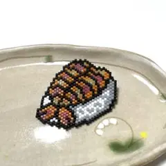 ハンドメイドお寿司えびブローチ